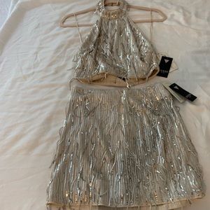 Guess 2pc pearl oyster multi